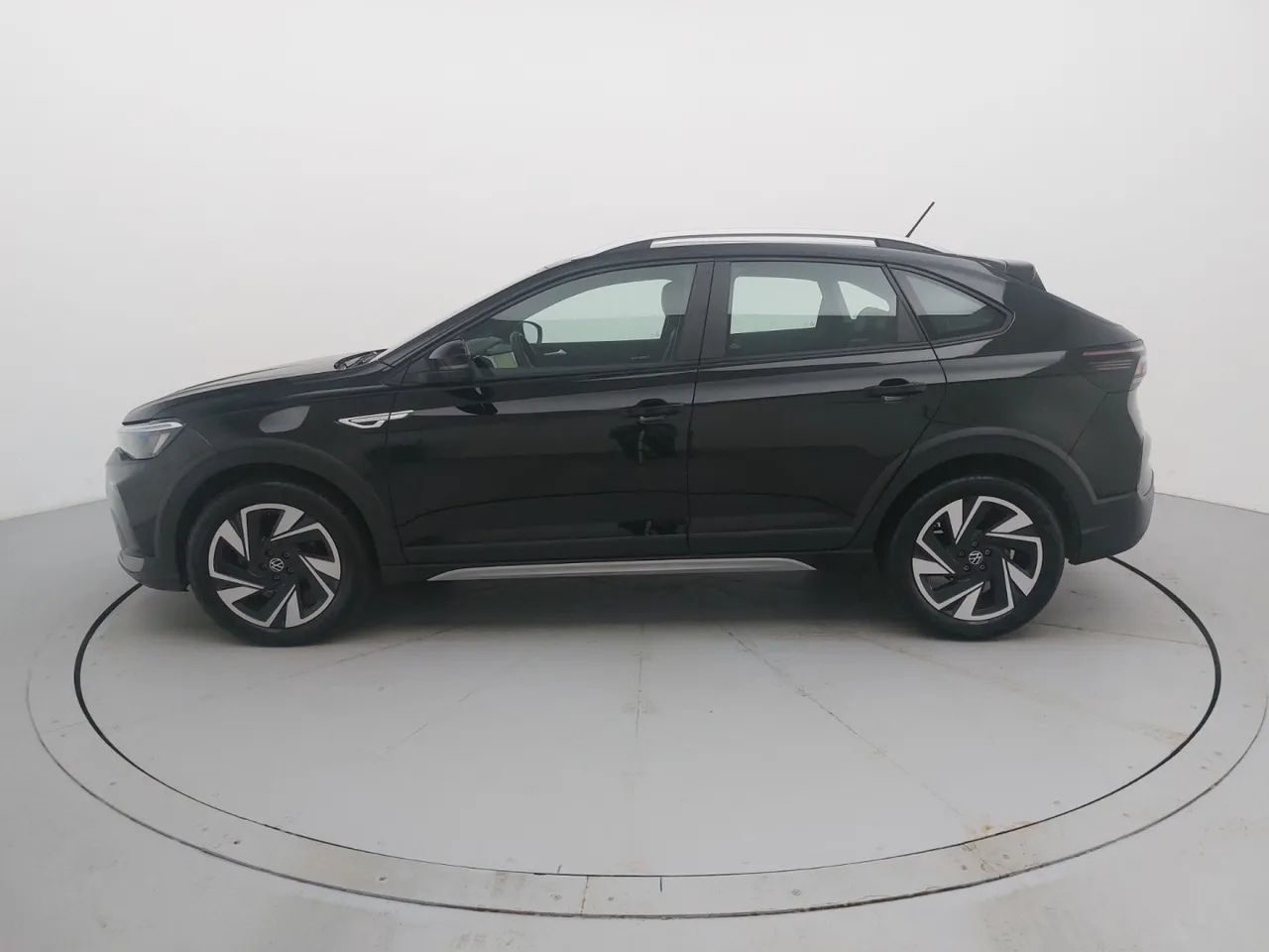 Volkswagen Nivus Highline 1.0 200 TSI Flex Aut., foto 2 de 18