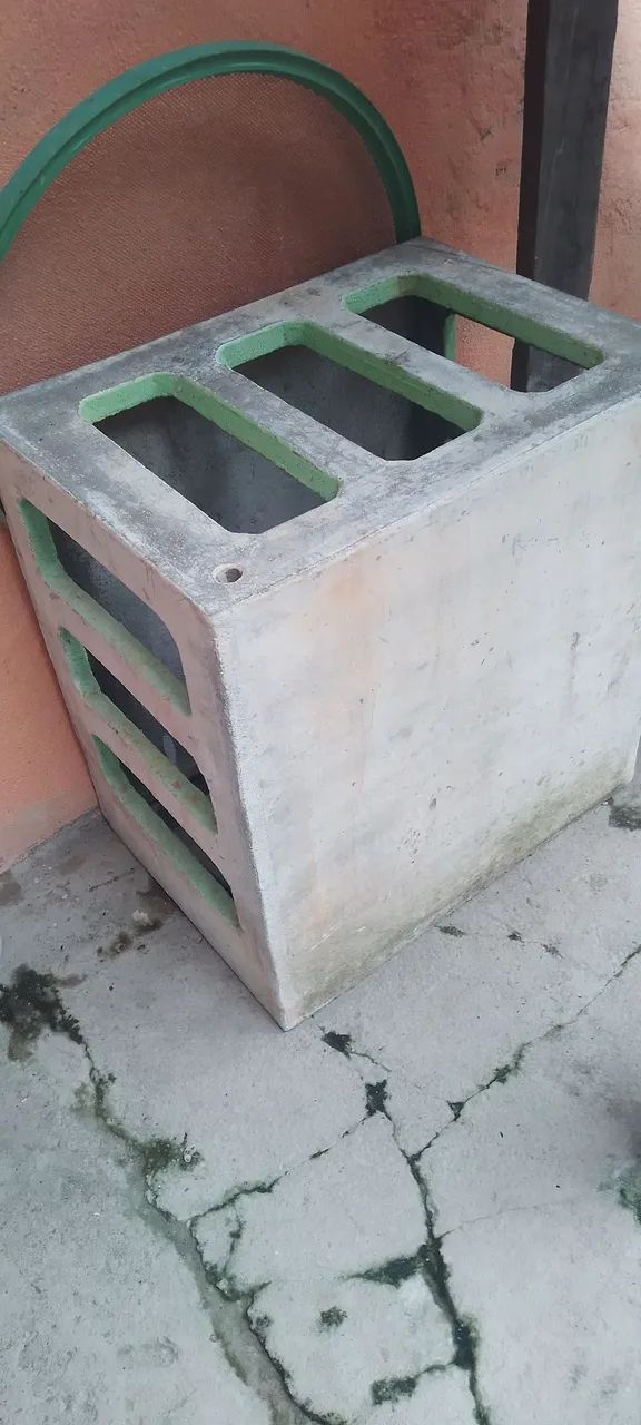 Vendo caixa de ar condicionado 