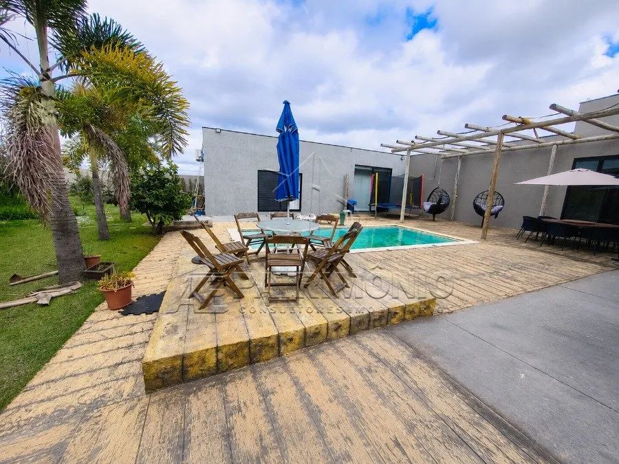 CASA TERREA EM CONDOMINIO COM 4 QUARTOS - SOLAR DO BOSQUE
