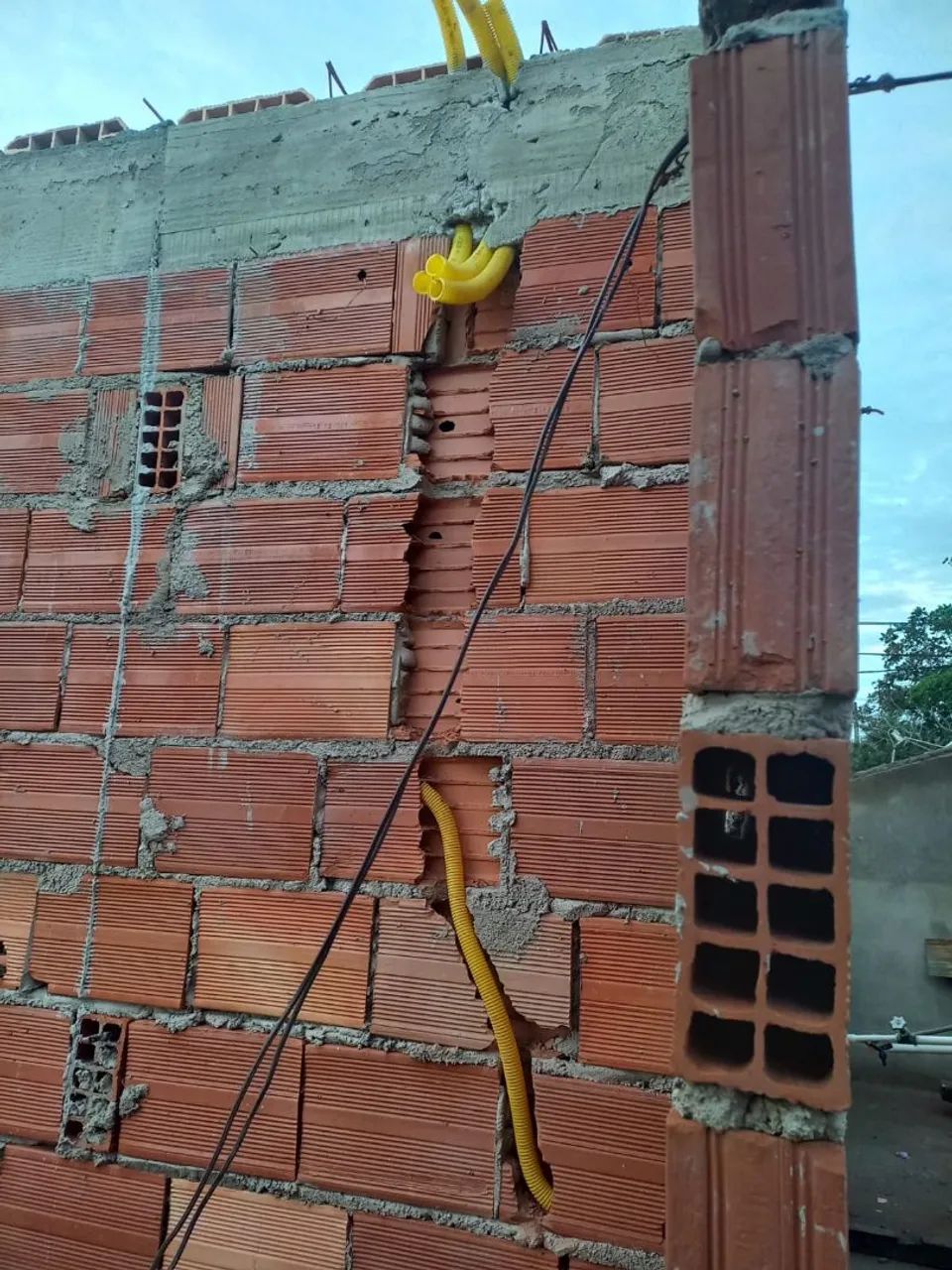Vaga d pedreiro em iguaba