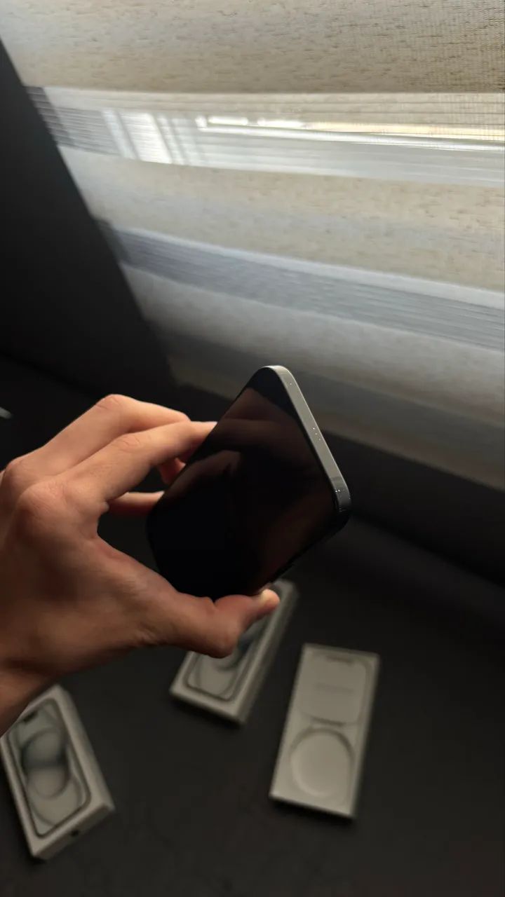 iPhone 15 - Preto - 128GB - Foto 4