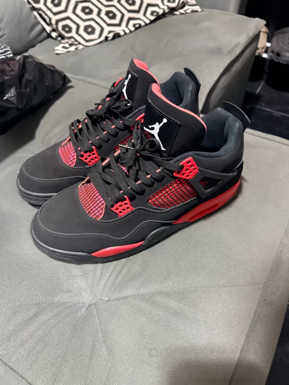 Jordan 4 red thunder