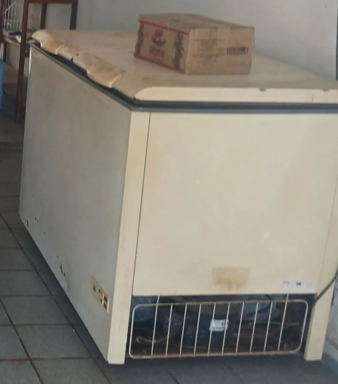 FREEZER CONSUL COM MOTOR QUEIMADO