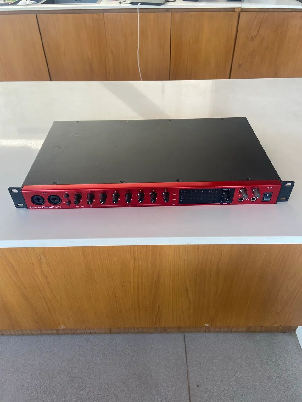 Interface de áudio: Focusrite Clarett+ 8 Pre - Seminovo! - Foto 4
