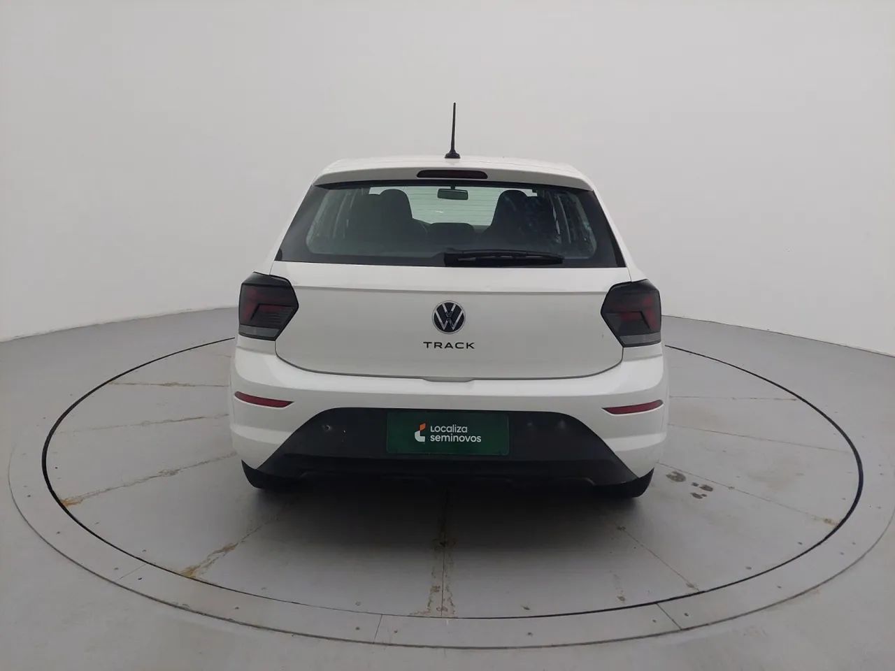 Volkswagen Polo Track 1.0 Flex 12V 5p, foto 4 de 18