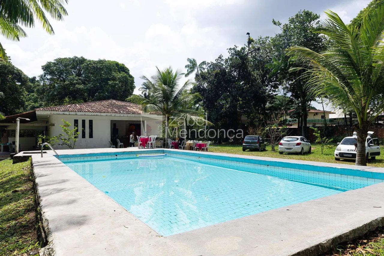 Aluguel Sítio com 12.100 m2 de Terreno com Casa 363,80 m2