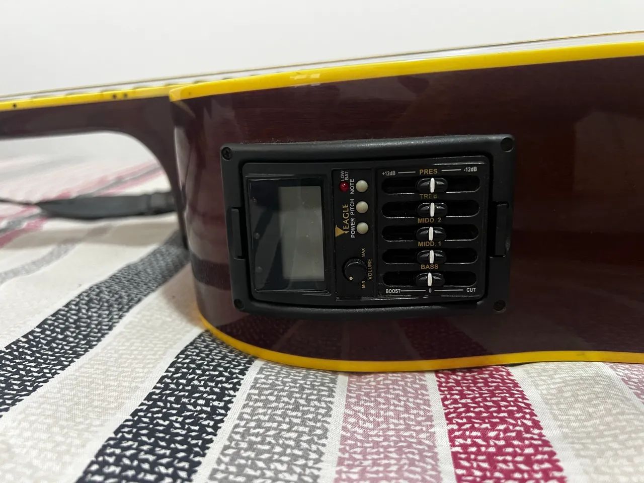 ? VIOLÃO EAGLE CH-888NT + CASE - SEMINOVO - Foto 3