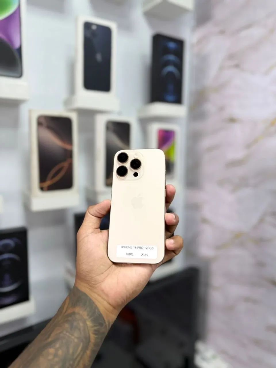 IPHONE 16 PRO 128GB DESER<br>R$ 5.199,00