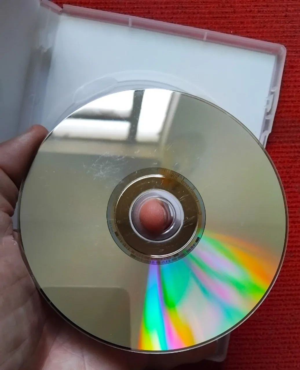 DVD Filme corações de Ferro (midia em bom estado) - Foto 4