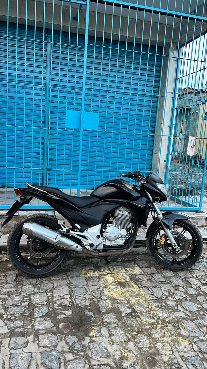 Vendo cb 300r 2013 