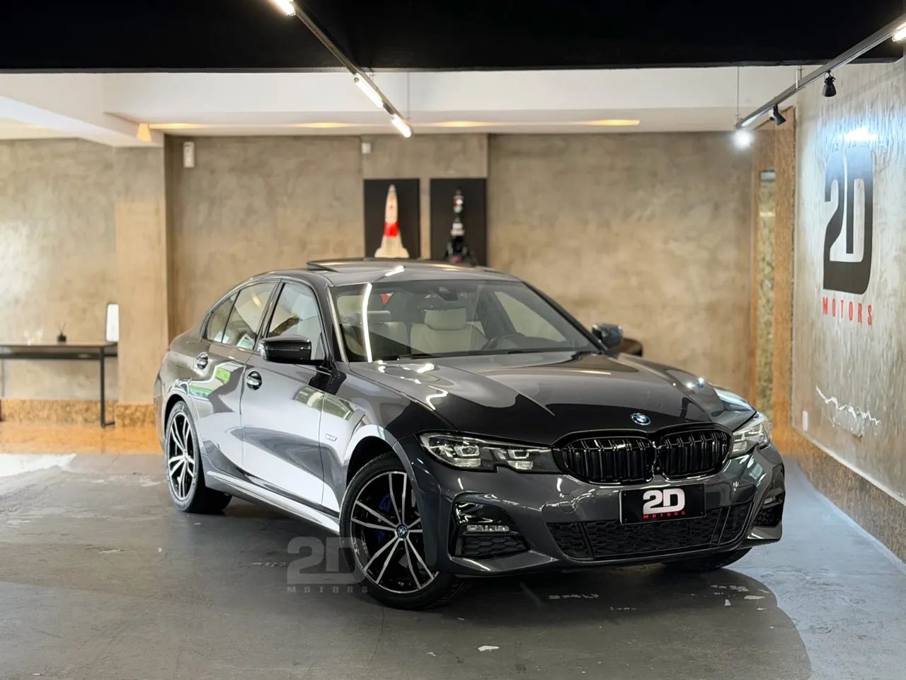 BMW 330E 2022 - Foto 2