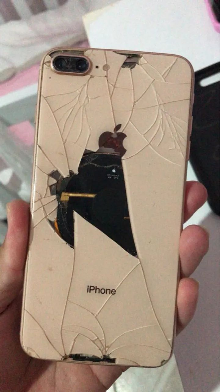 IPHONE 8 PLUS 64 GB QUEBRA GALHO