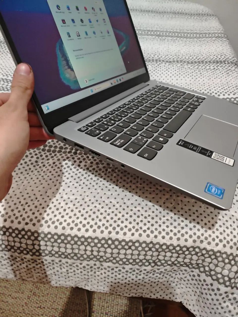 Notebook Lenovo Ideapad Celeron N4020 PRATICAMENTE NOVO - Foto 3