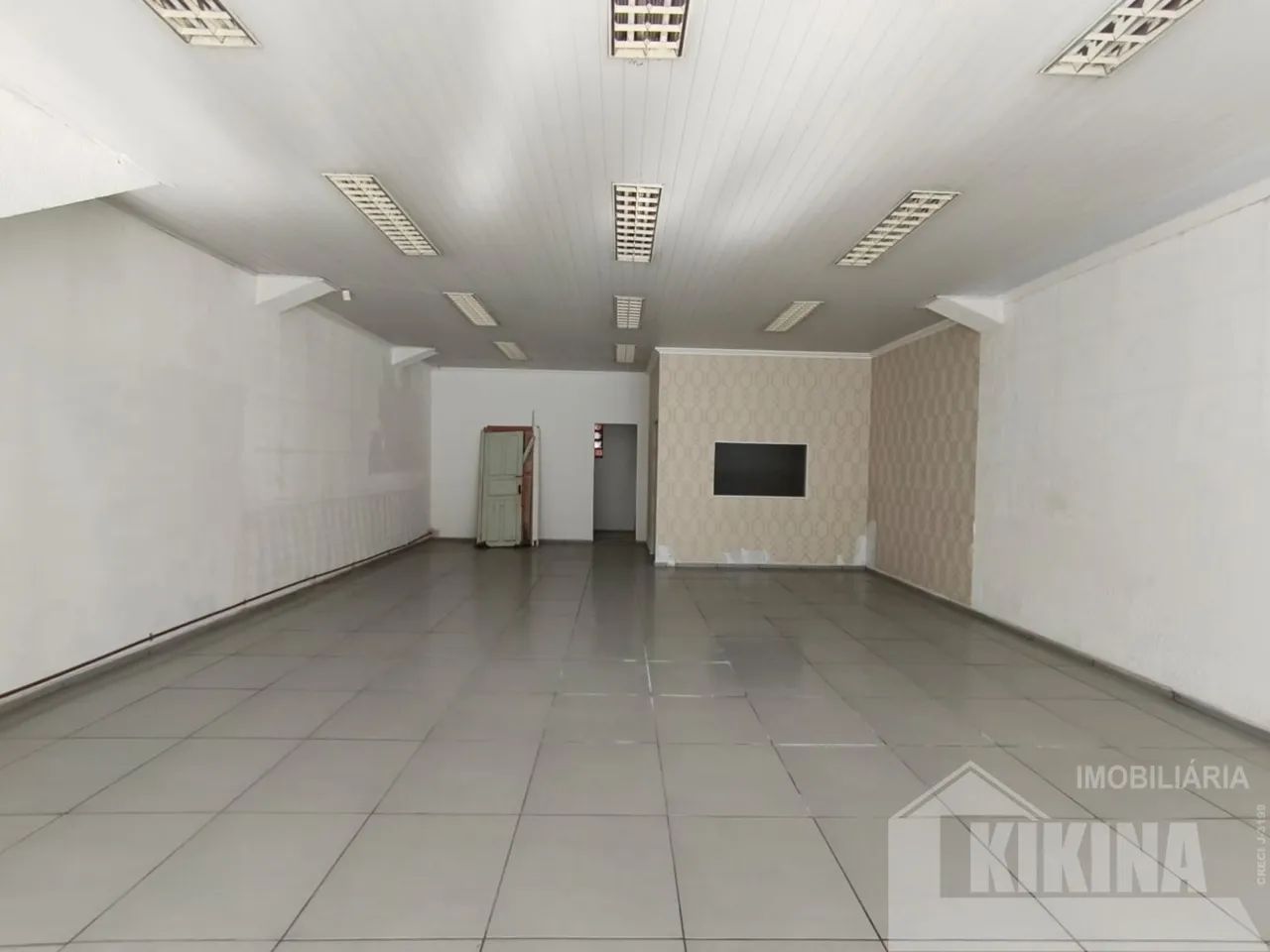 SALA COMERCIAL PARA LOCAÇÃO NO CENTRO - Foto 2
