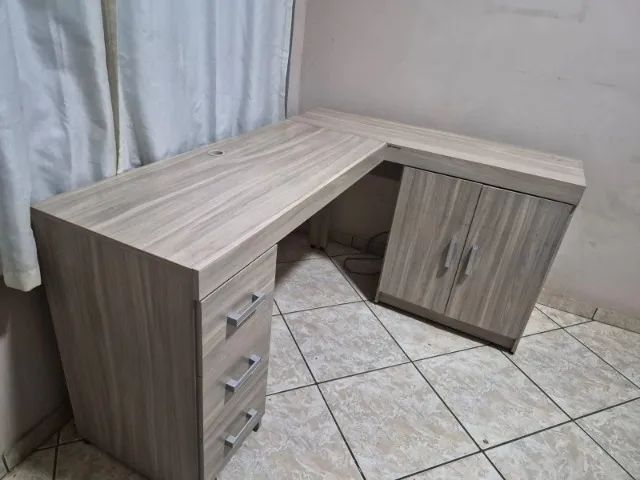 Mesa escrivaninha em L para computador - Foto 2