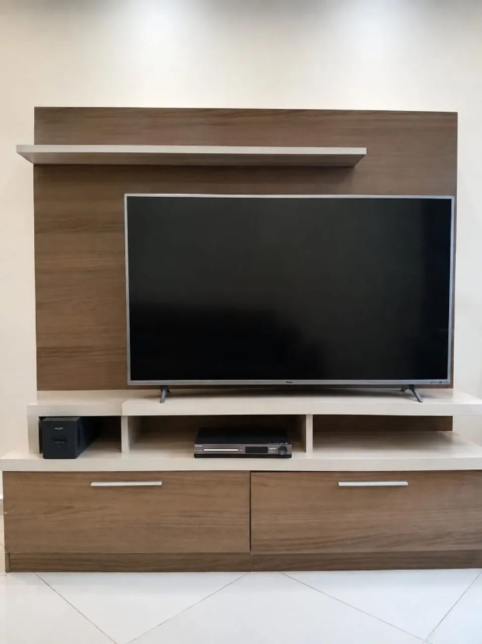 Rack para tv, com painel e gavetas - Foto 2