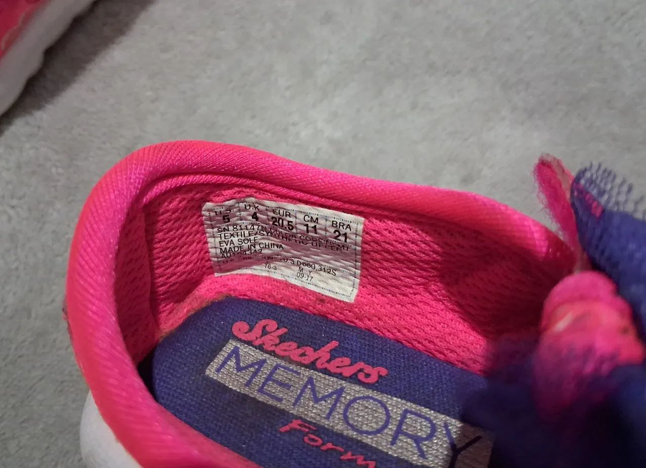 Lindos tênis estilo Mary Jane da Skechers - TAM 21 - Foto 5