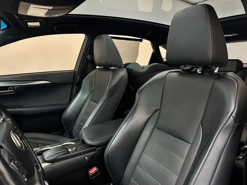 Lexus NX-200t F-sport 2.0 16V 238cv Aut., foto 14 de 17