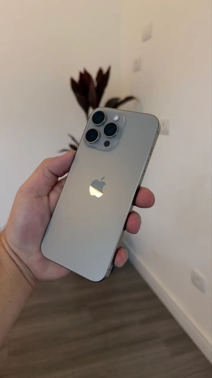 iPhone 16 pro max 256gb natural titanium  - Foto 3