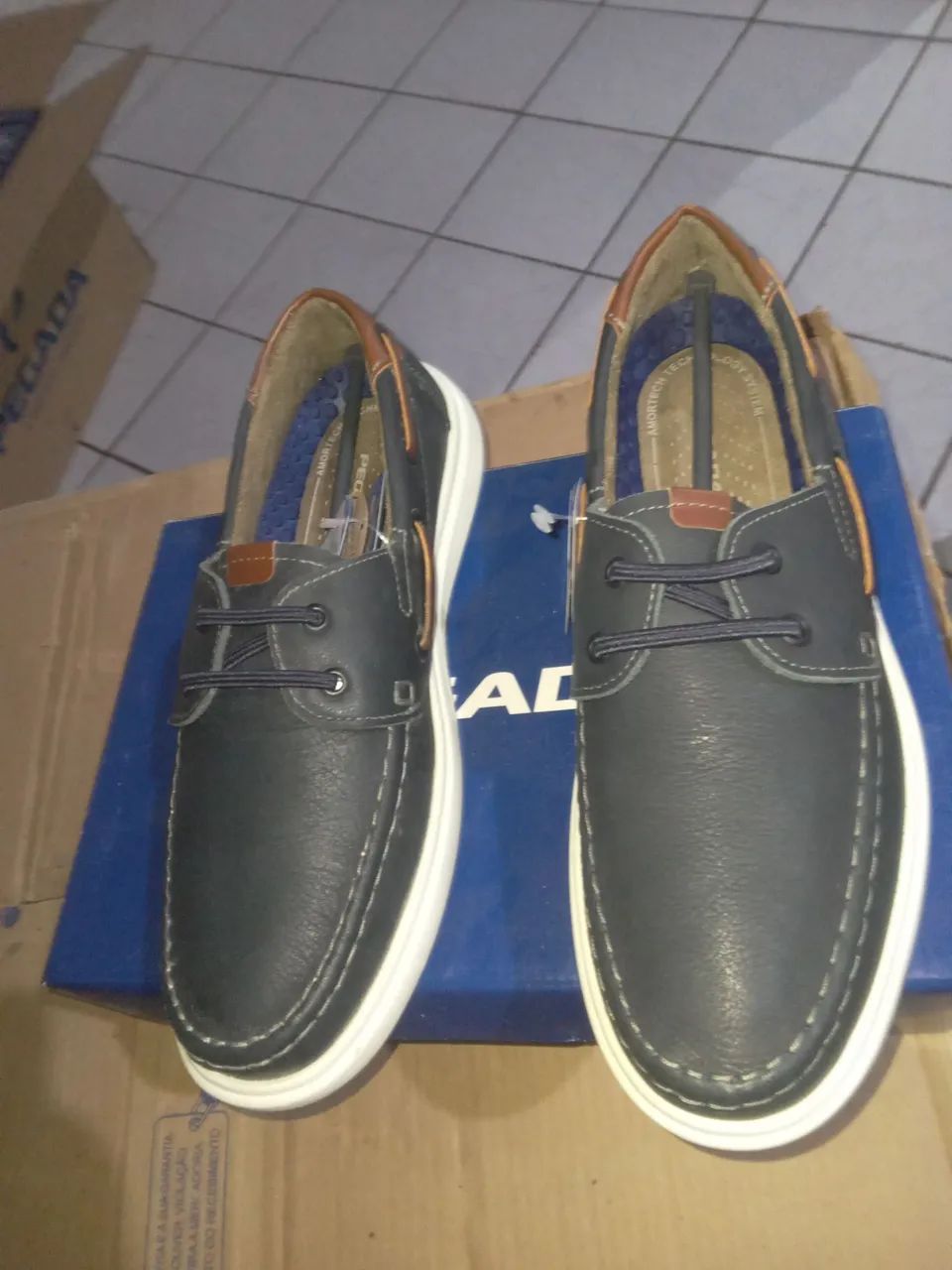 Sapatos lindos e confortável  - Foto 2