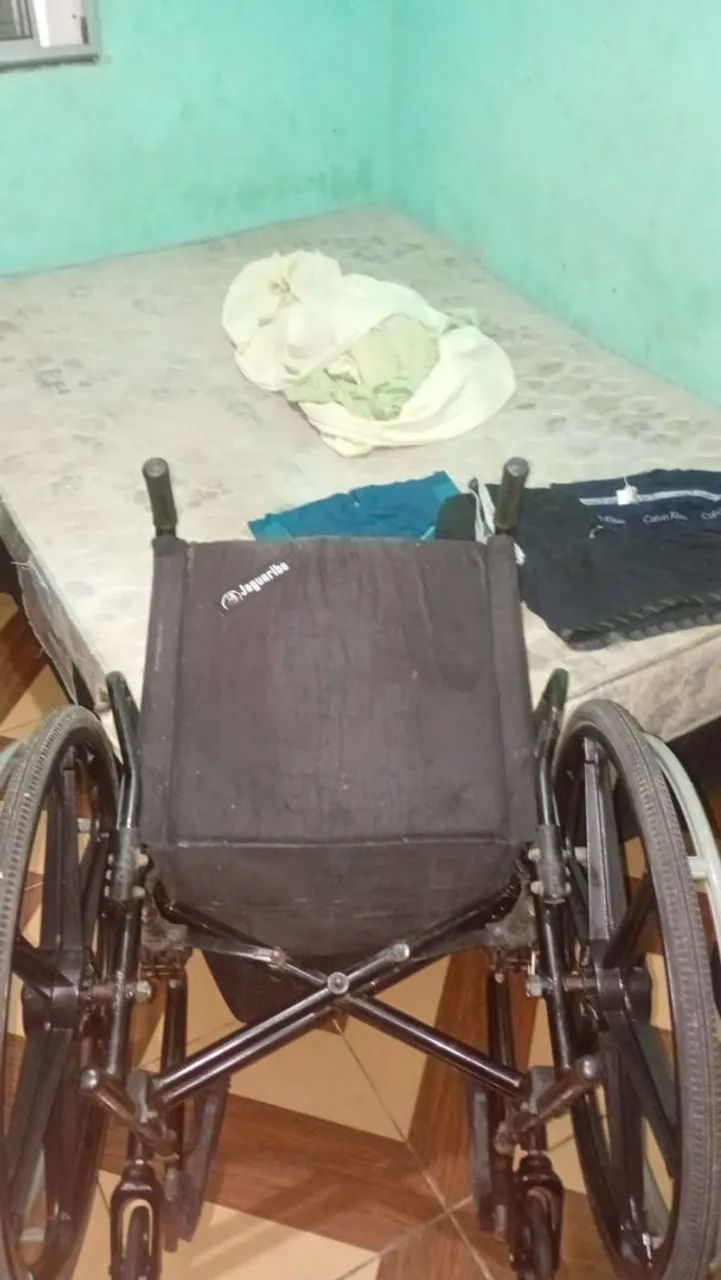 Cadeiras de rodas - Foto 2