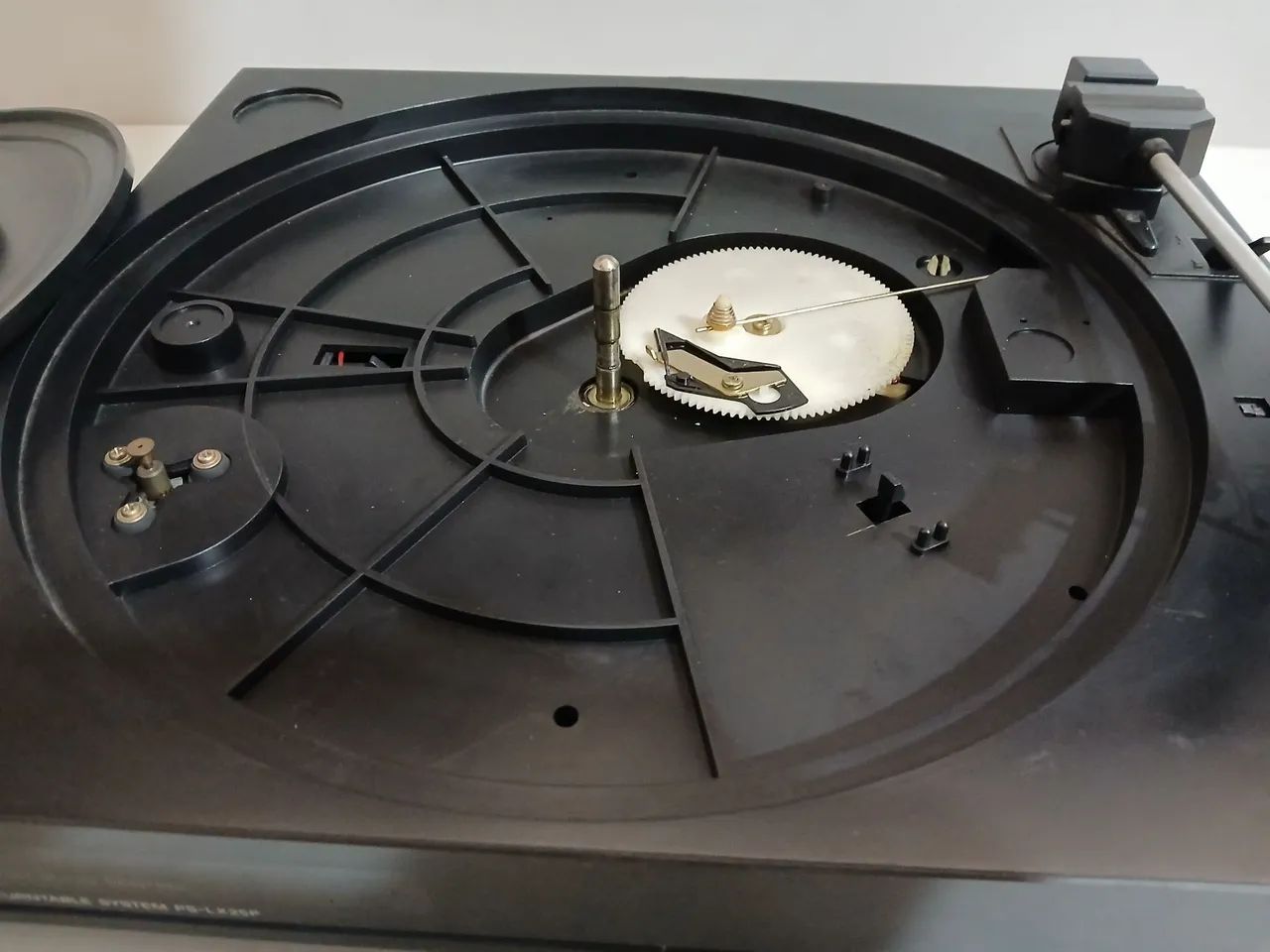Toca Discos Sony PS LX25P  - Foto 3
