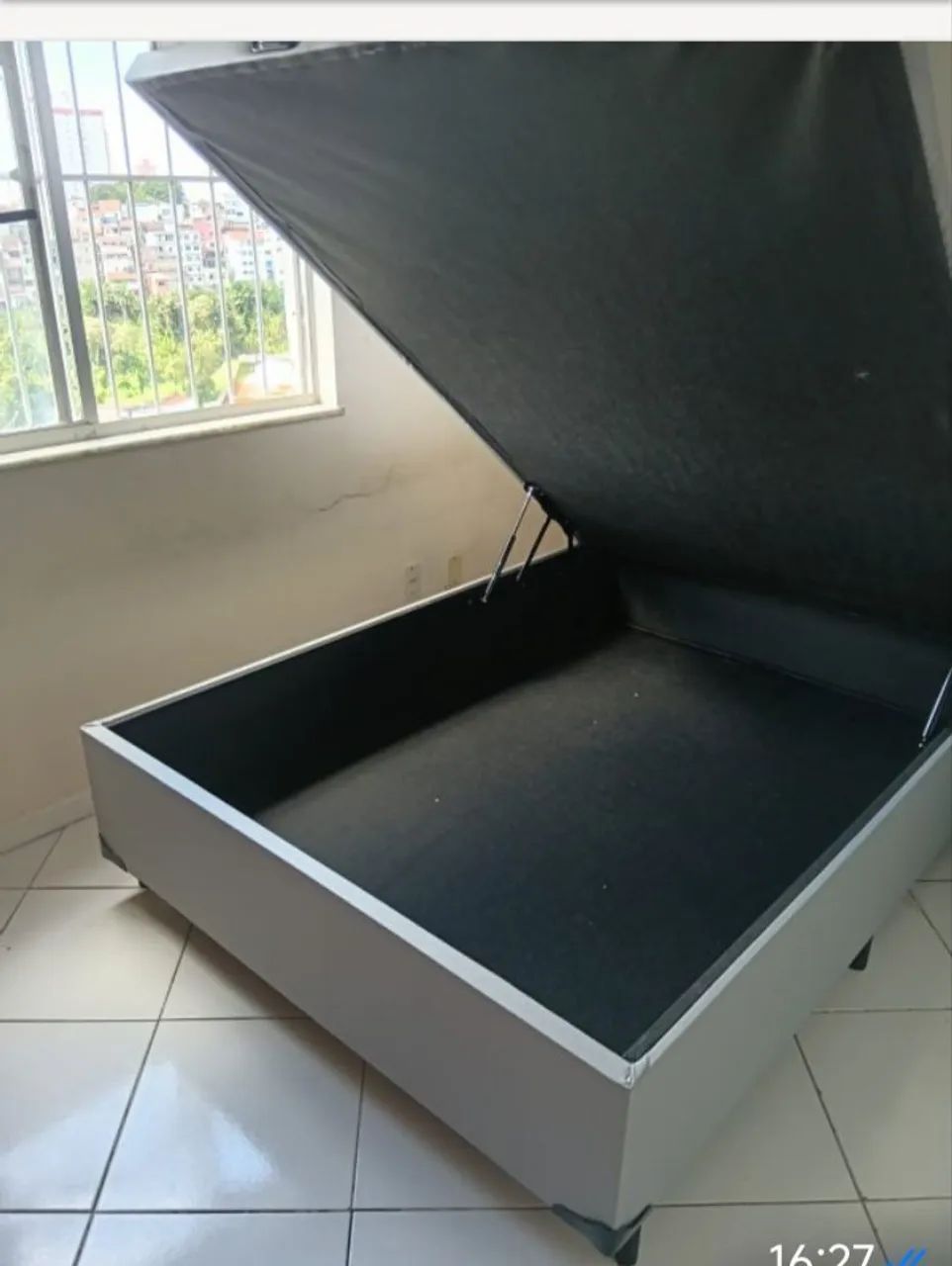 Vaga para vendedor de móveis 