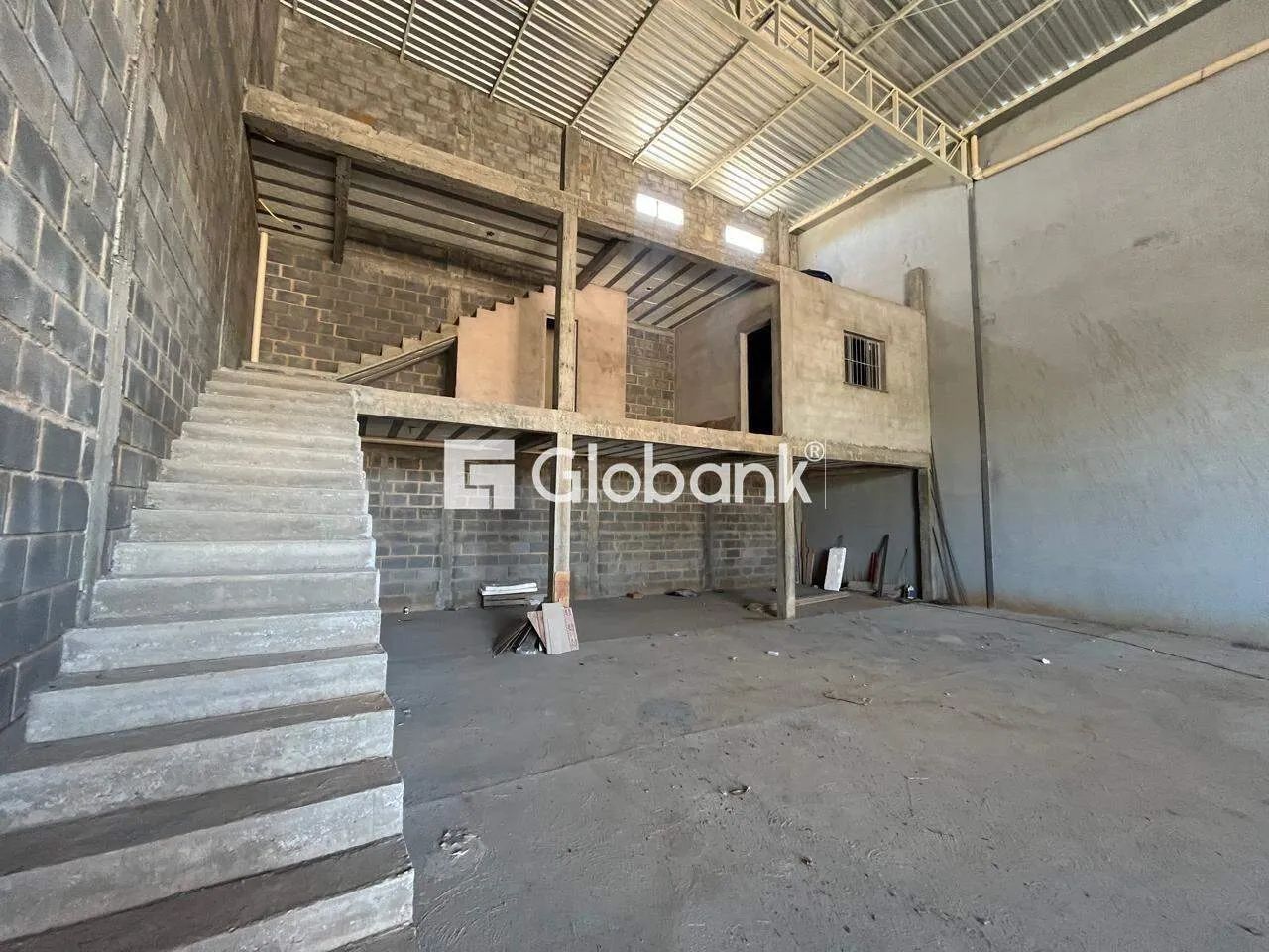 Galpão à venda em Mangues com 300m². - Foto 3