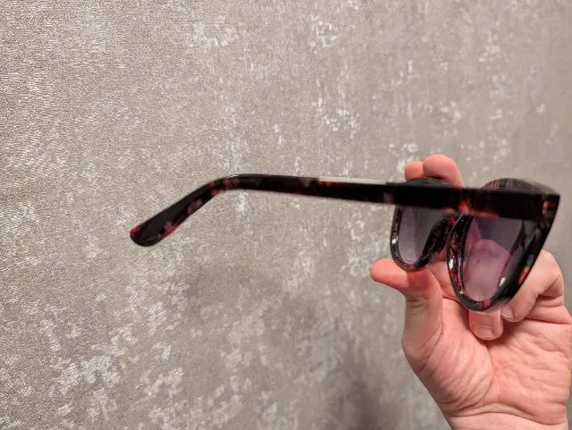 Óculos de Sol Feminino Liz Claiborne - Foto 4