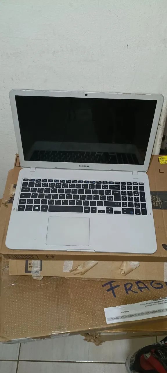 Notebook Samsung pra peças  - Foto 3