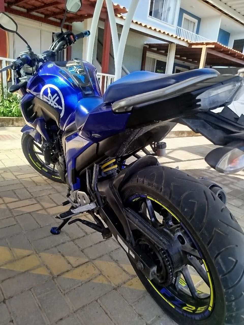Yamaha FZ 25  - Foto 4