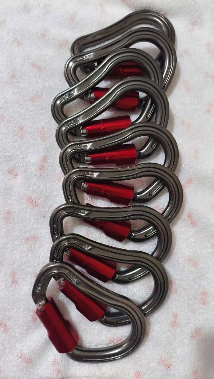 Mosquetão automático - Importado