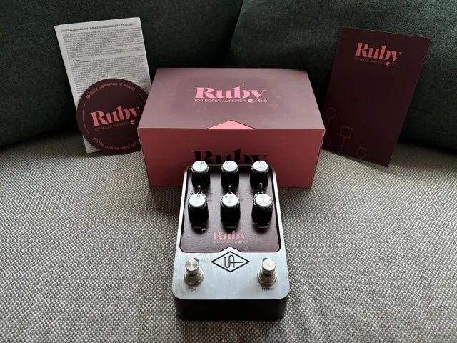 Pedal Universal Audio Ruby 63 Top Boost