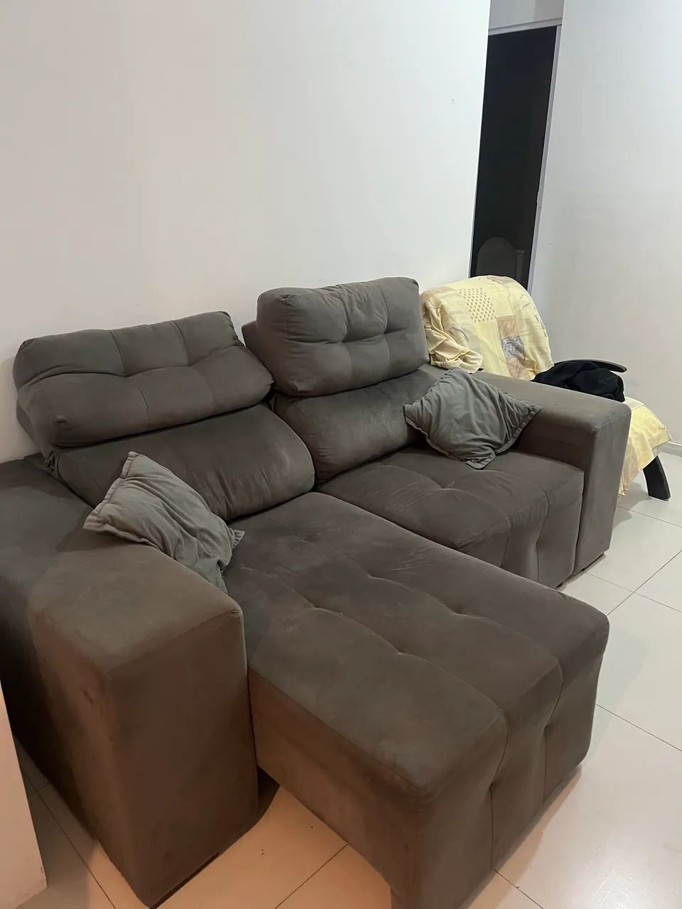 VENDO SOFÁ RETRÁTIL 