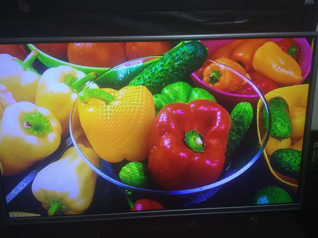 Tv Smart Toshiba 43 polegadas! YouTube e Netflix ativos! - Foto 2