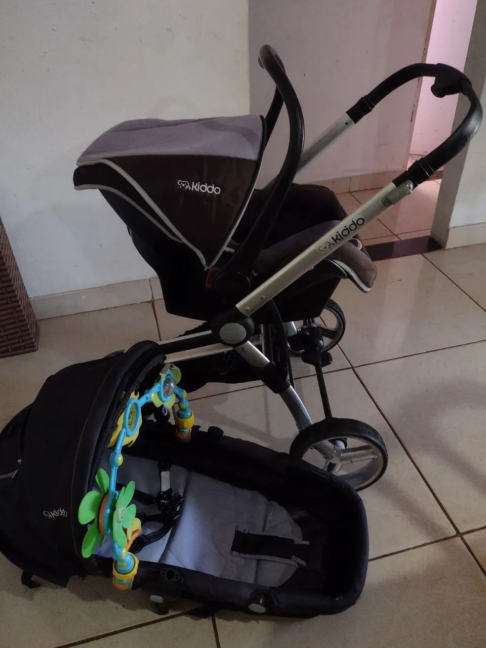 Carrinho moisés+ bebê conforto  - Foto 4