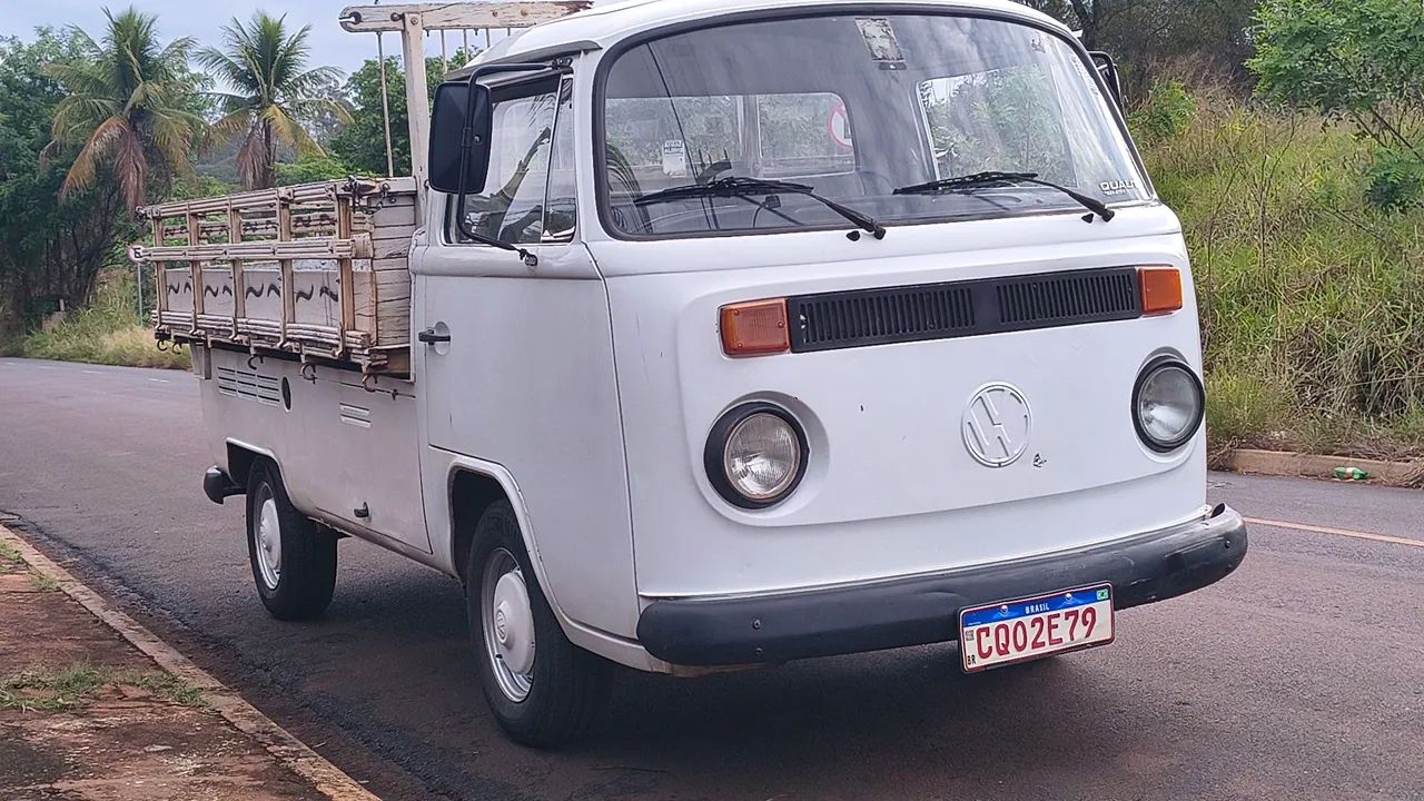 Volkswagen Kombi Pick-up (álcool) 1987