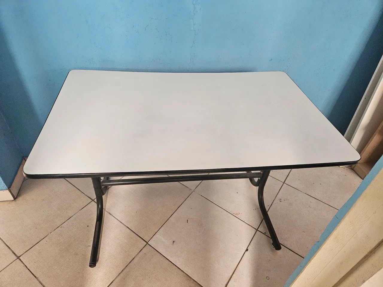 Mesa de estudo 1.10 X 0,70