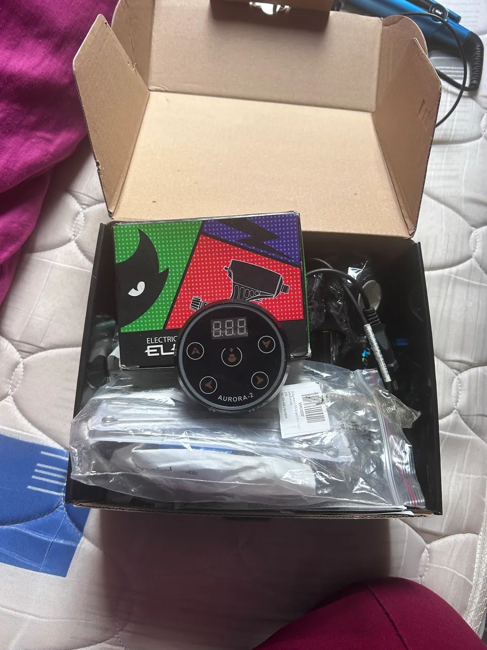 Kit de tatuagem electra pop e fonte aurora 