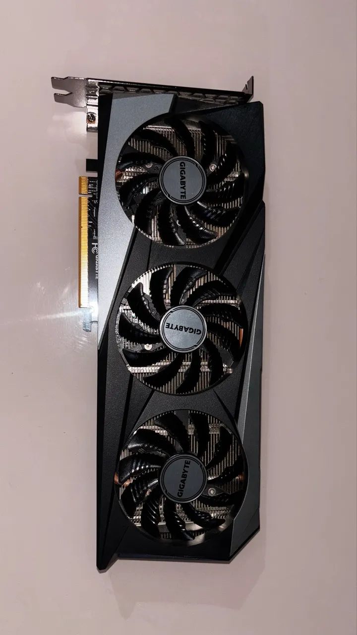 Placa de Video AMD RX6500XT 4GB