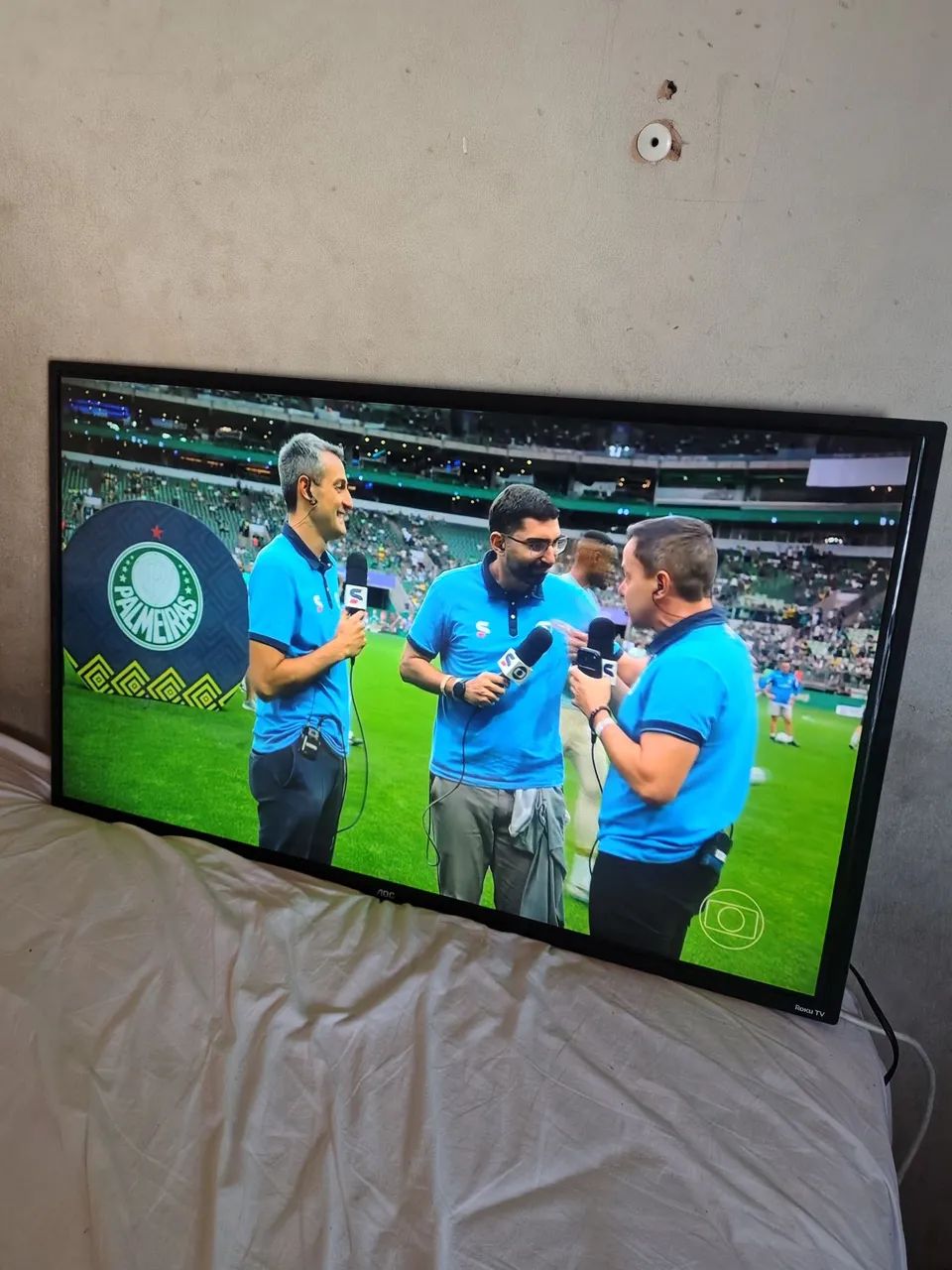 Vendo tv smart de 43 AOC ROKU. - Foto 5