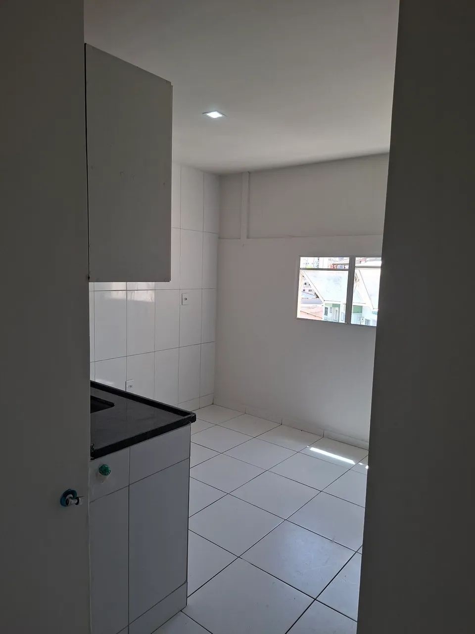 Alugo um flat em jardim camburi - Foto 3