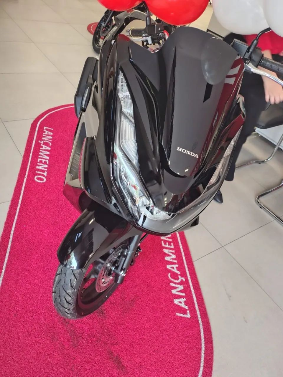 PCX DLX - Foto 2