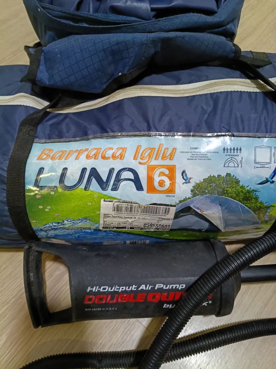 Barraca camping 6 lugares completa com colchão e bomba  - Foto 2