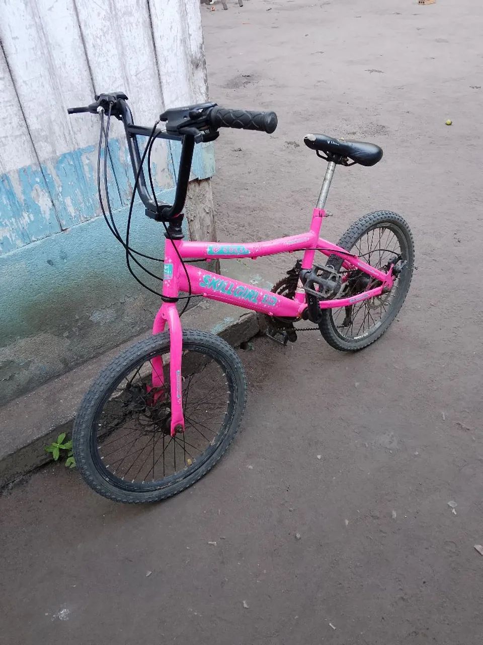 VENDO BICICLETA JUVENIL FEMININA