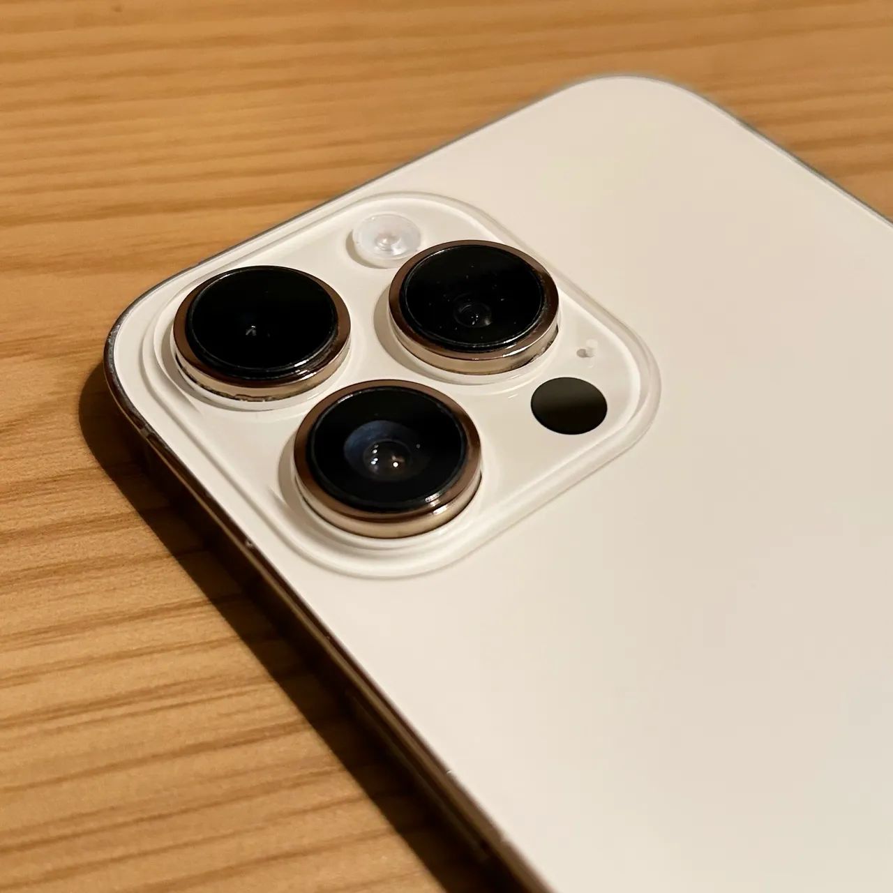 iPhone 14 Pro Max Dourado IMPECÁVEL! - Foto 2