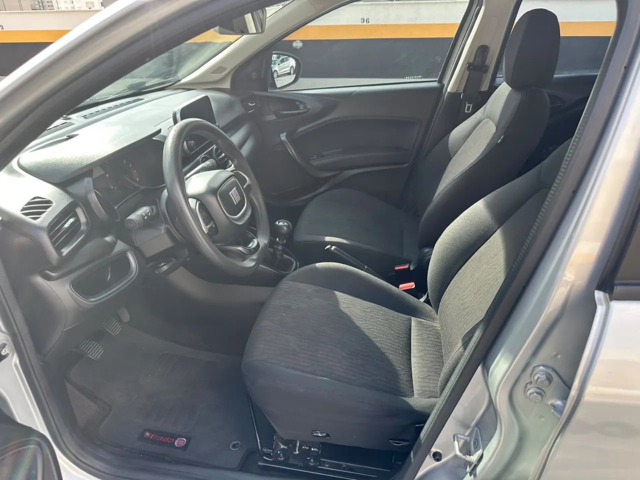 Fiat Cronos Drive 1.3 8V Flex 2024 - Foto 5