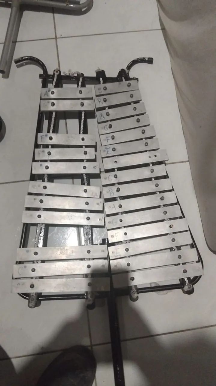 Lira de 25 e de 29 teclas - Foto 3