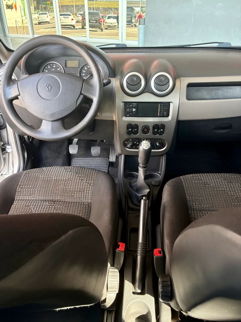 Renault Sandero Expression Hi-flex 1.0 16V 5P 2011 - Foto 5