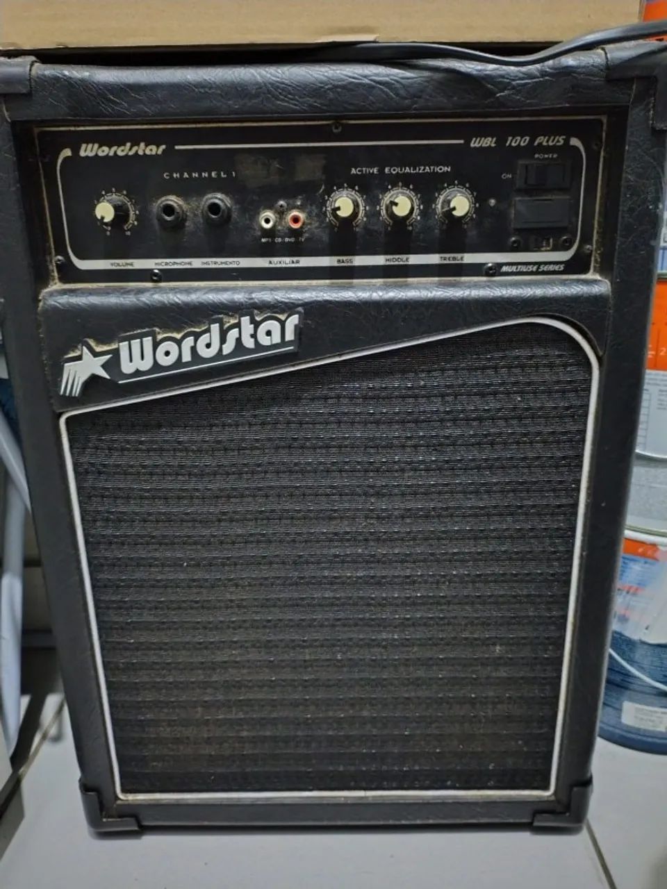 CAIXA AMPLIFICADA WORDSTAR - WBL 100 PLUS